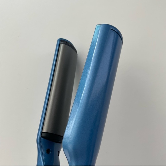 BabylissPRO Nano Titanium Deep Wave Styler Curved Plate Hair Curling Iron - Picture 4 of 11